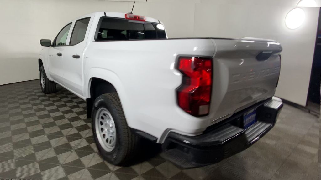 2025 Chevrolet Colorado Work Truck photo