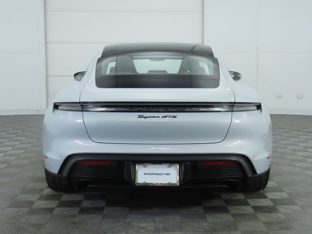 Thumbnail: 2025 Porsche Taycan - 6