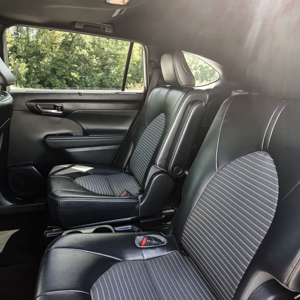 2022 Toyota Highlander XSE - Photo 28