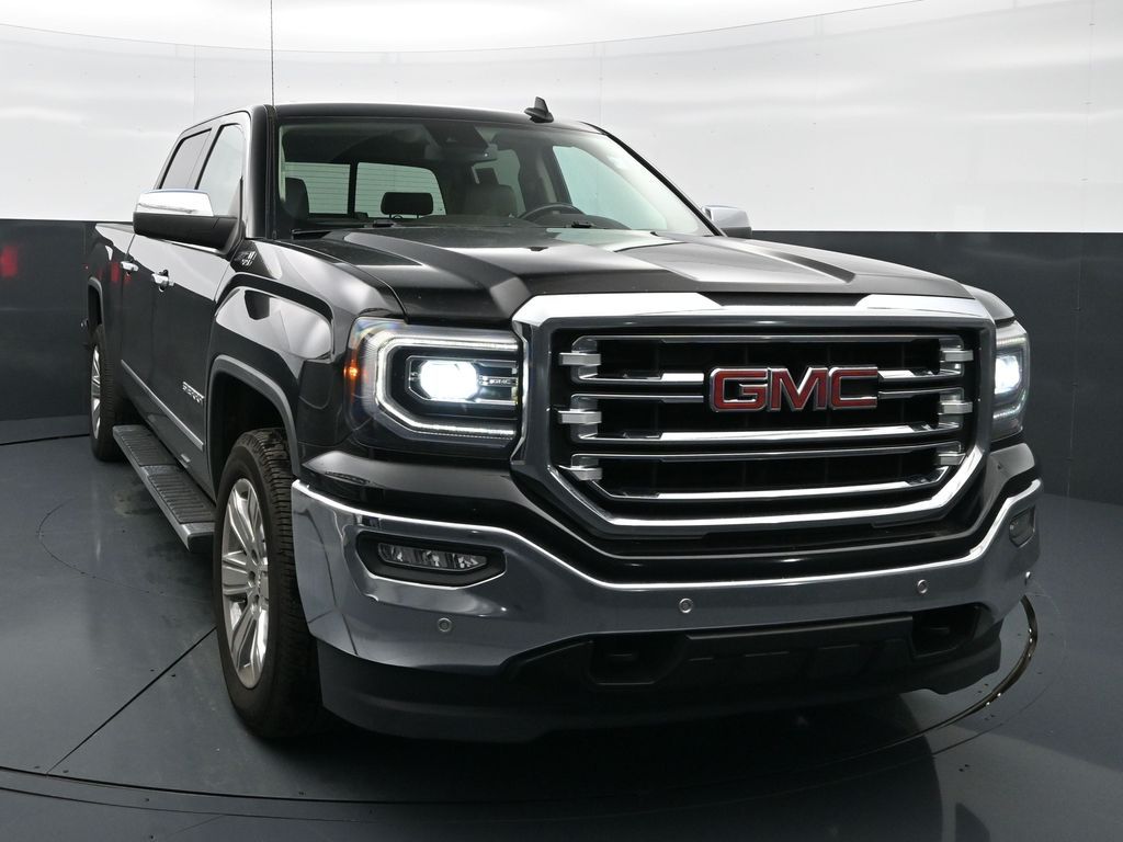 2018 GMC Sierra 4WD Crew Cab Standard Box SLT's photo