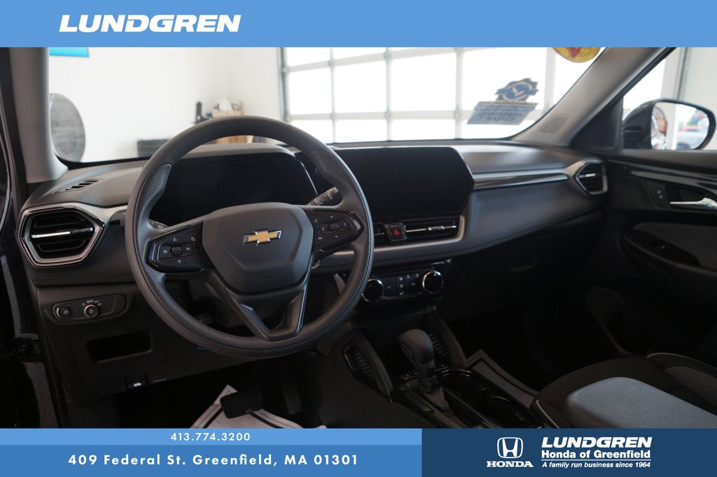 Used 2025 Chevrolet TrailBlazer SUV