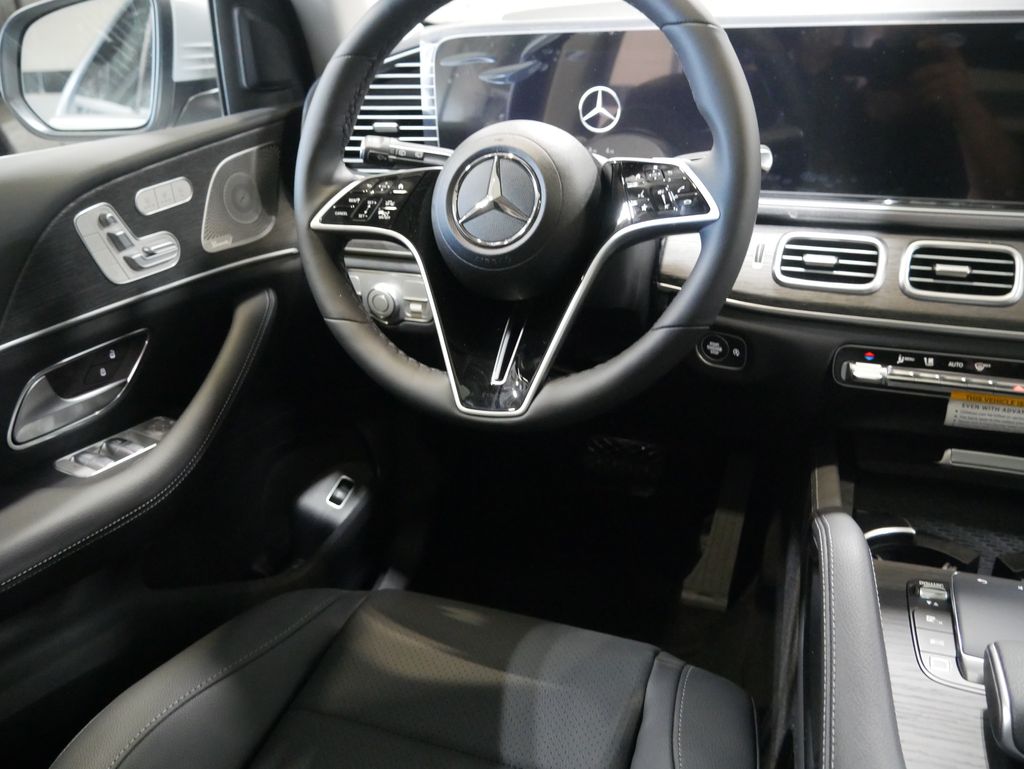 Thumbnail: 2026 Mercedes-Benz GLE - 23