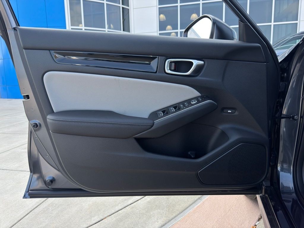 2026 Honda Civic Hybrid Sport Touring Gold at Community Honda