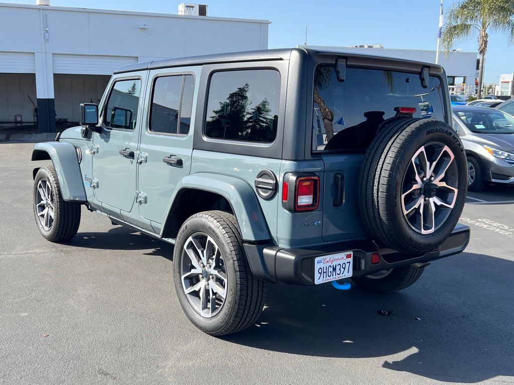 Thumbnail: 2024 Jeep Wrangler - 9