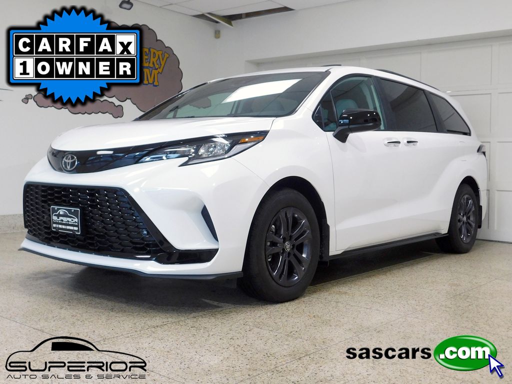 Ice Cap 2026 Toyota Sienna Minivan All-Wheel Drive Continuously Variable Transmission