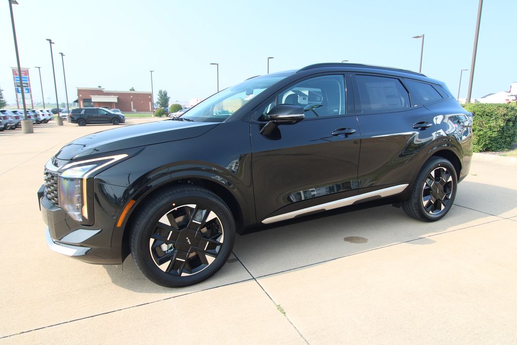 New 2027 Kia Sportage Hybrid SUV