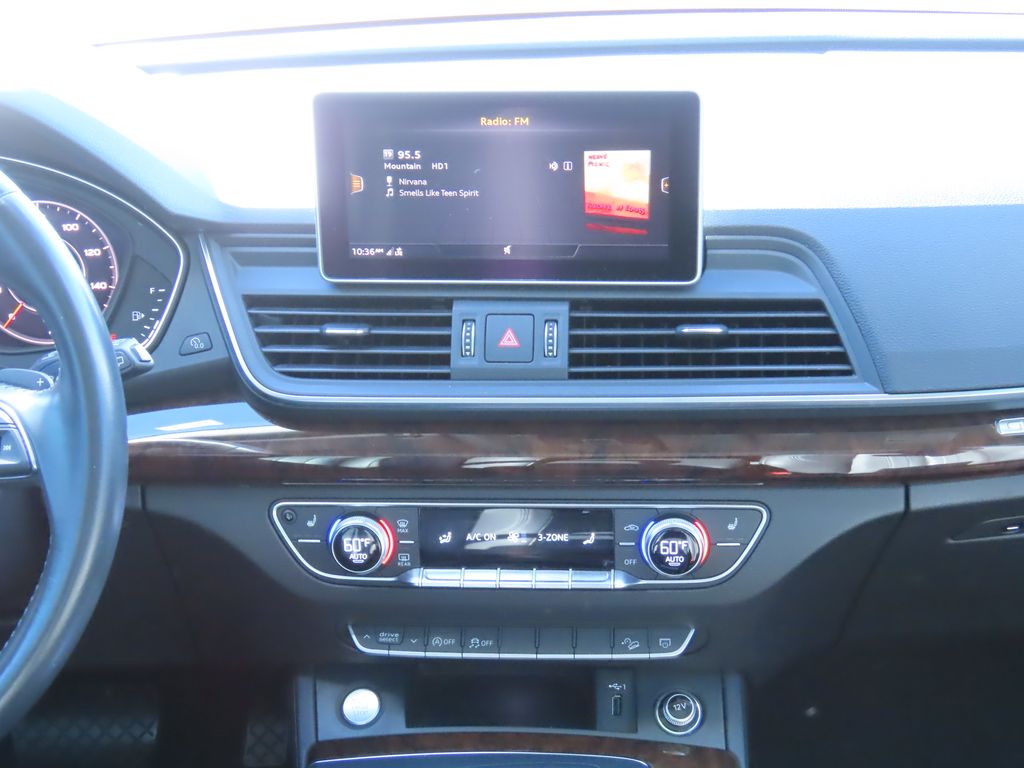 Thumbnail: 2018 Audi Q5 - 8