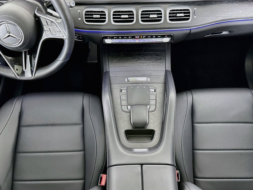 Thumbnail: 2026 Mercedes-Benz GLE - 17