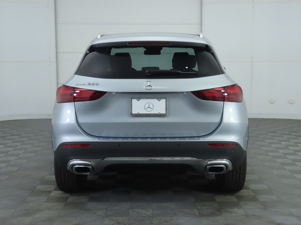 Thumbnail: 2026 Mercedes-Benz GLA - 6