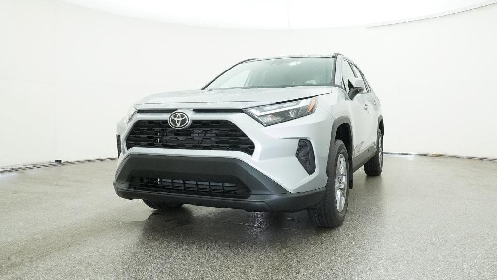 Thumbnail: 2025 Toyota RAV4 - 23