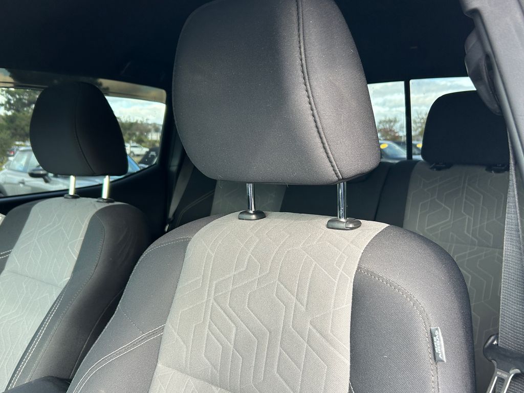 Thumbnail: 2020 Toyota Tacoma - 14