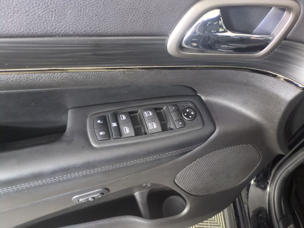Used 2020 Jeep Grand Cherokee For Sale in Fort Wayne, IN