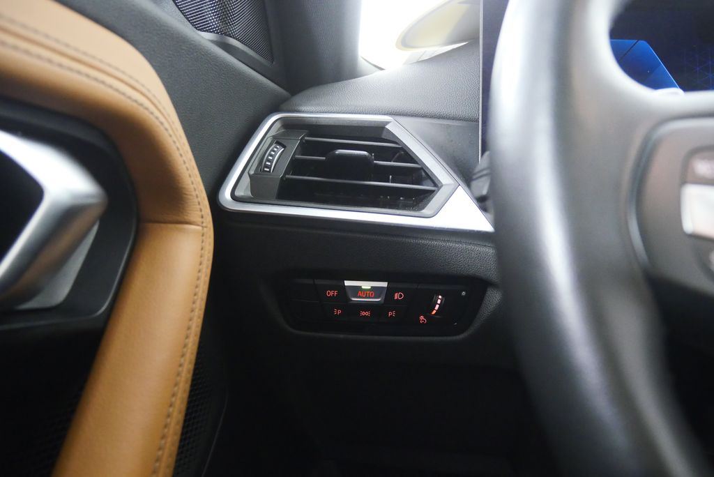 Thumbnail: 2024 BMW 2 Series - 16