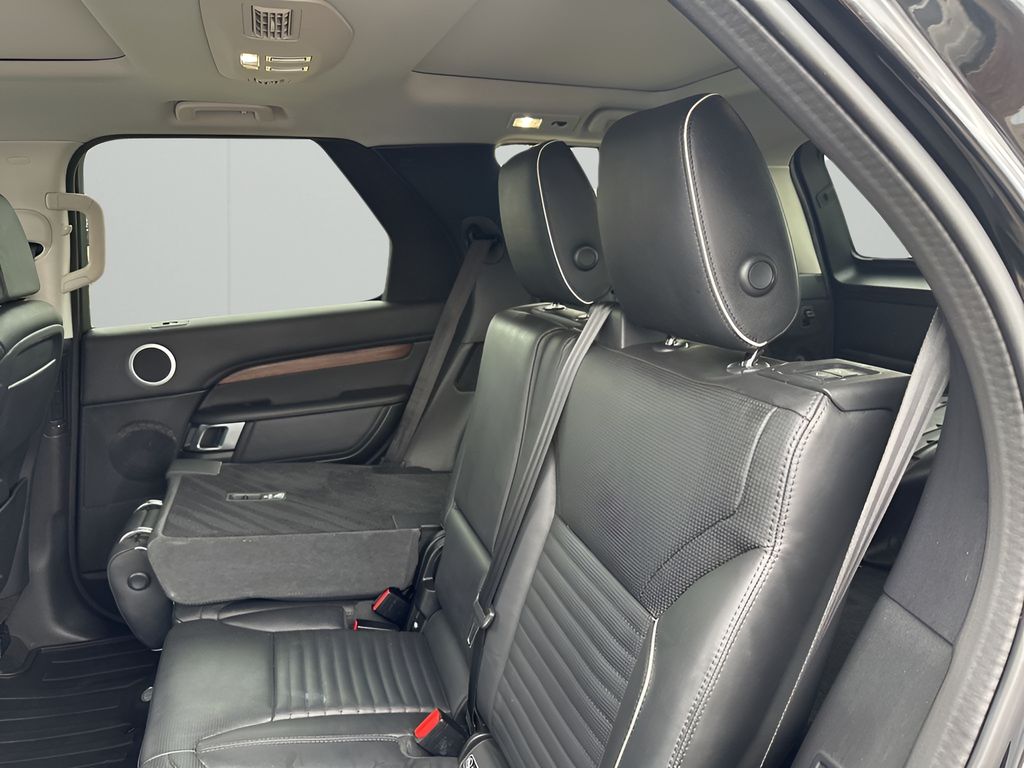 Used Car 2020 Land Rover Discovery  Hse Luxury For Sale Under $30,000 In Austin, Texas