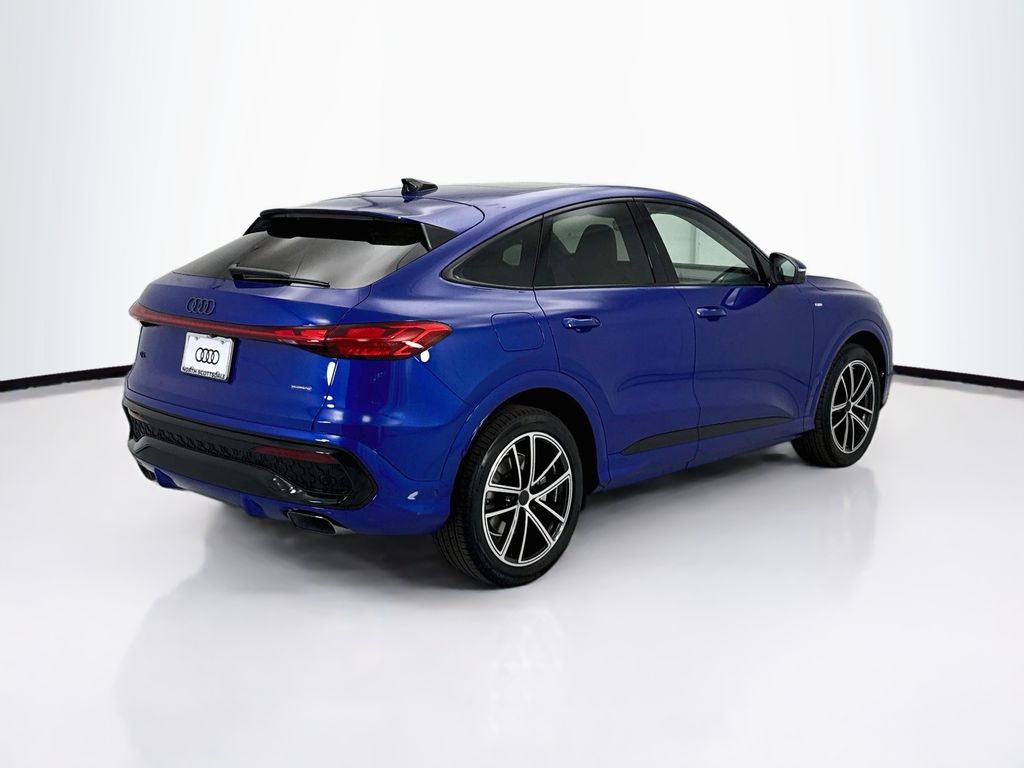 Thumbnail: 2026 Audi Q5 - 5