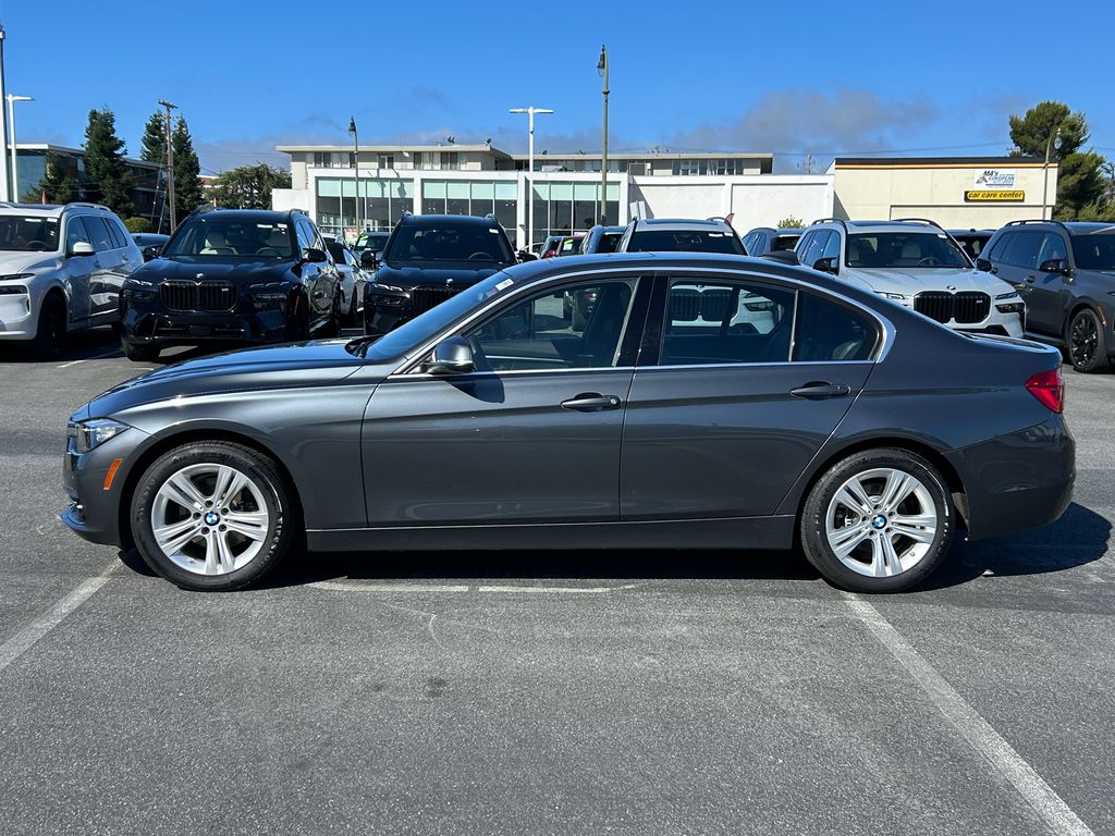 Thumbnail: 2017 BMW 3 Series - 2