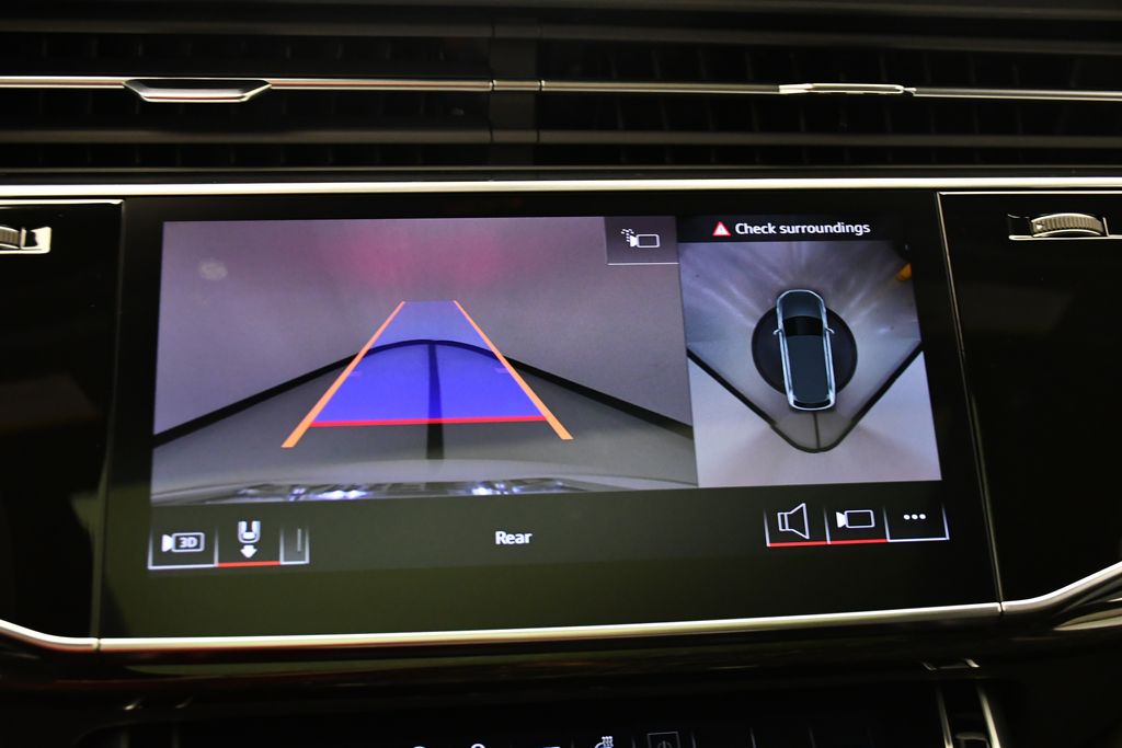 Thumbnail: 2026 Audi Q7 - 27