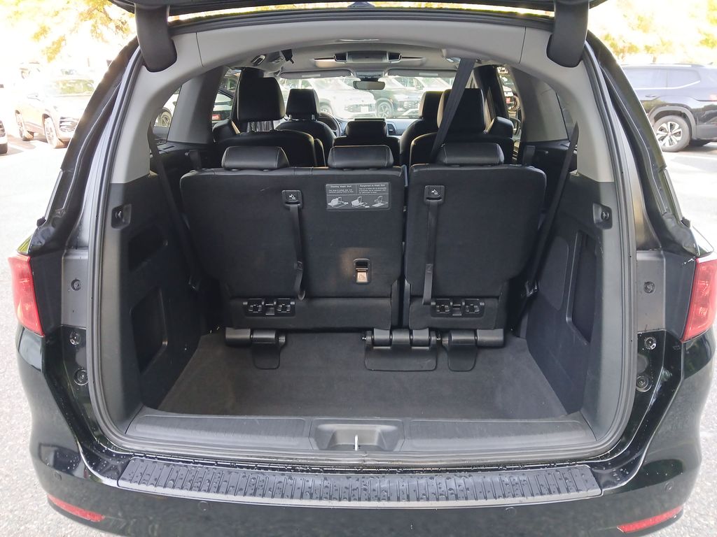 Used 2023  Honda Touring image 34