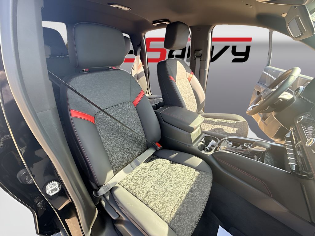 Used 2024 Black Chevrolet Z71 image 26