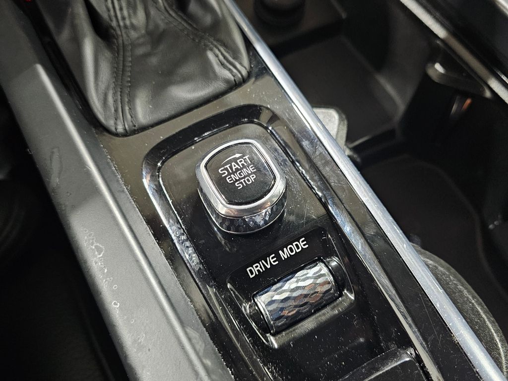 Used 2021 Gray Volvo T6 Inscription image 31