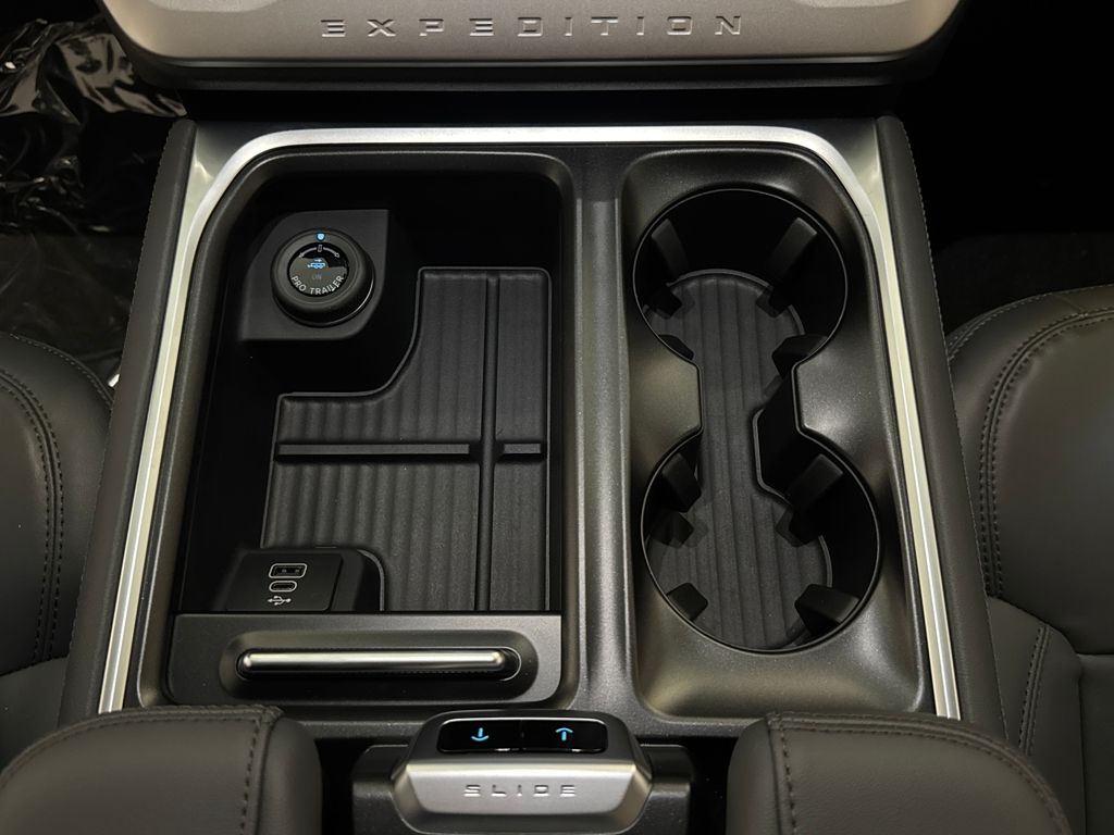 New 2026 Black Ford Active image 34