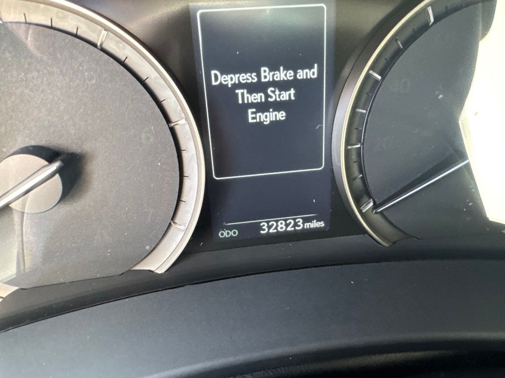 Used 2020 Blue Lexus 350 image 29