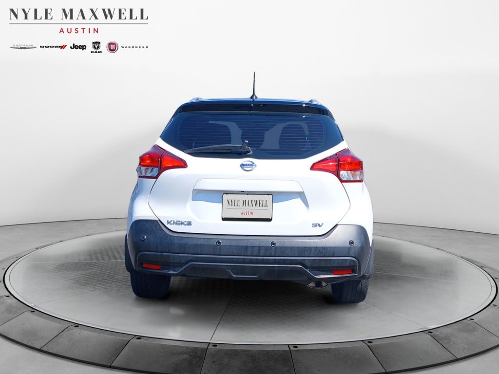Used Car 2020 Nissan Kicks  Sv For Sale Under $10,000 In Austin, Texas