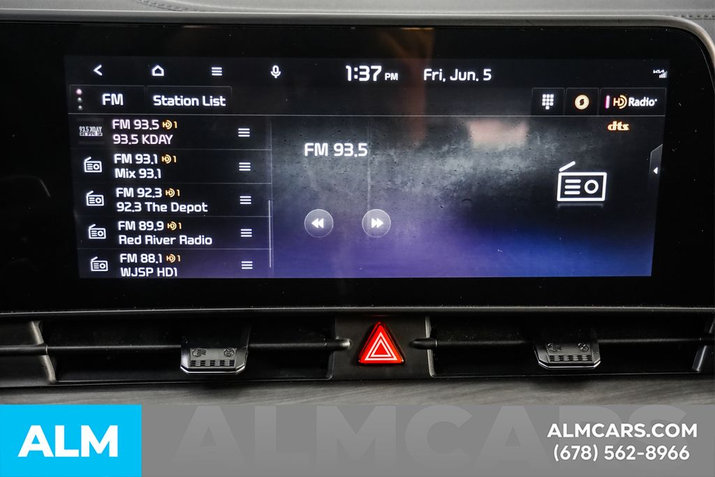 Used 2025 Black Kia X-Line image 40