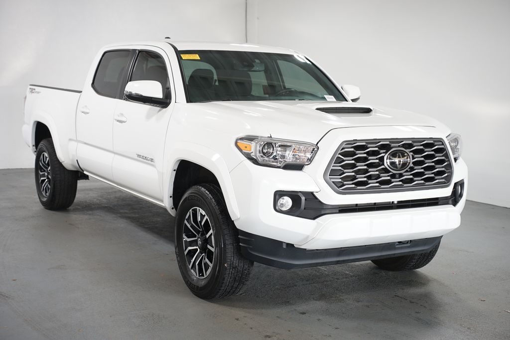 Thumbnail: 2023 Toyota Tacoma - 3