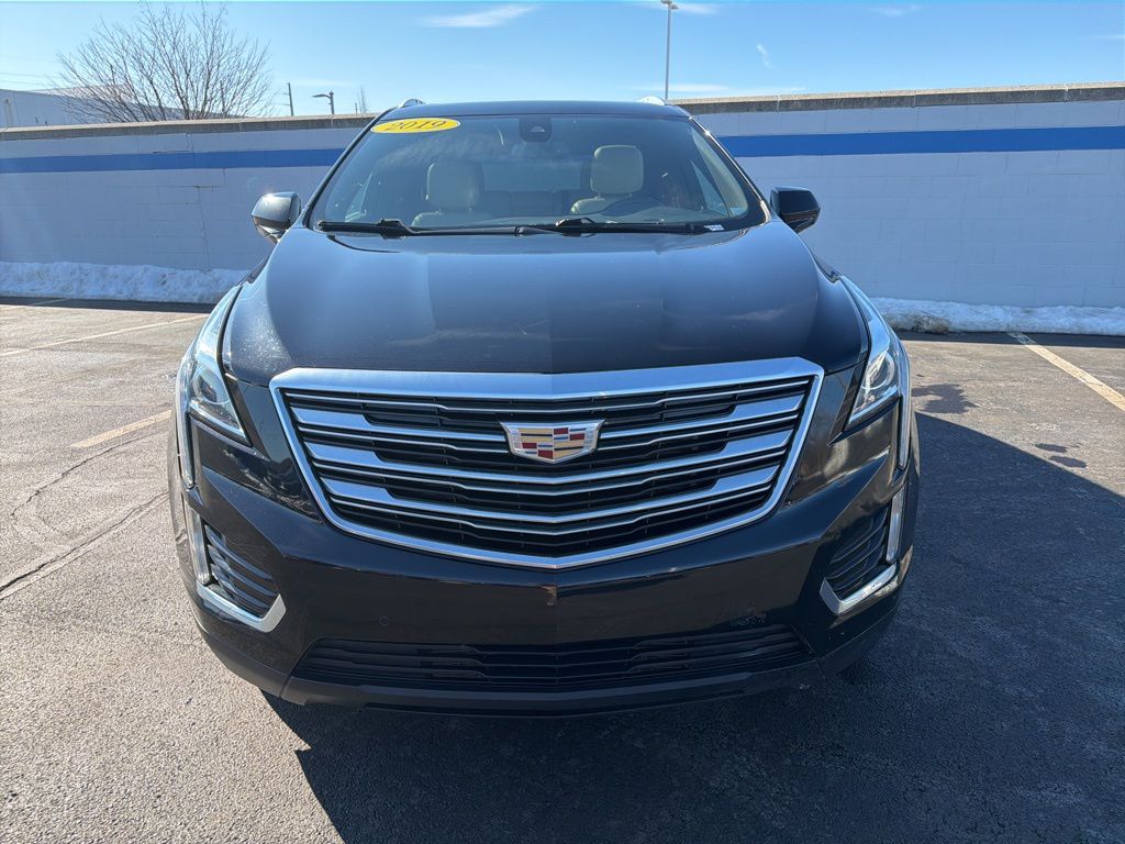 Thumbnail: 2019 Cadillac XT5 - 8