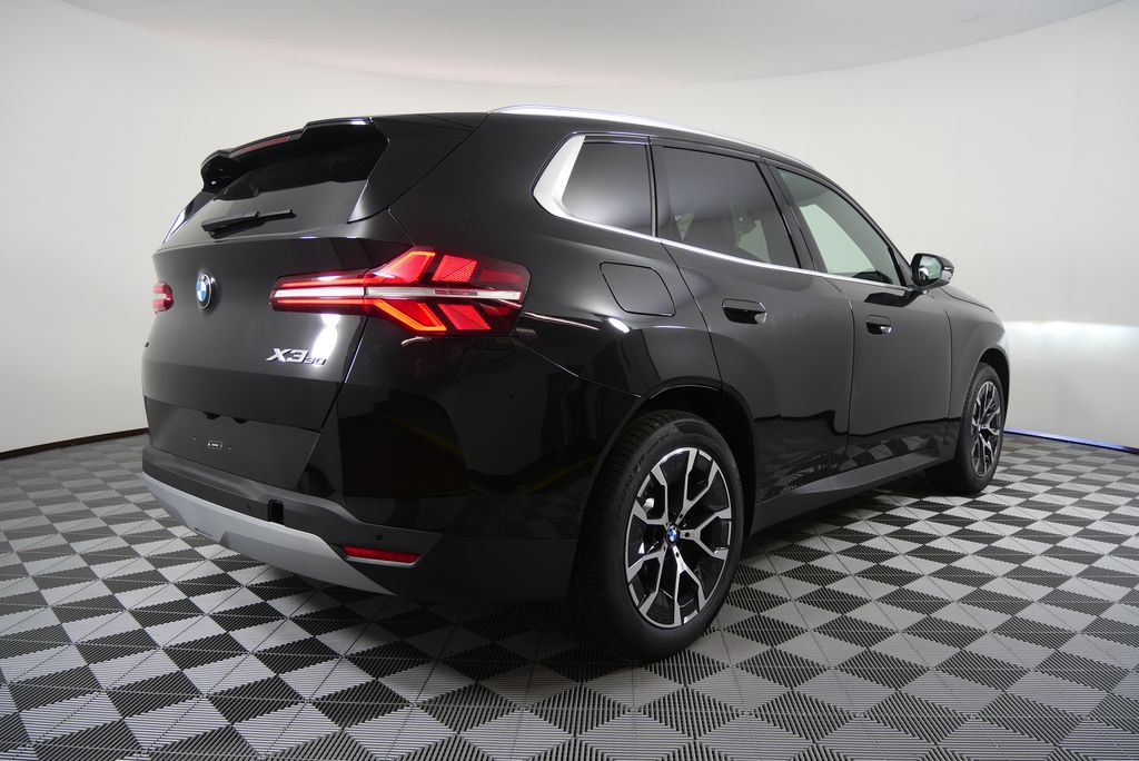 Thumbnail: 2026 BMW X3 - 3