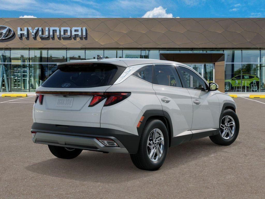 New 2026 White Hyundai SE image 4