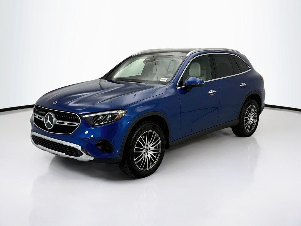 Thumbnail: 2027 Mercedes-Benz GLC - 1
