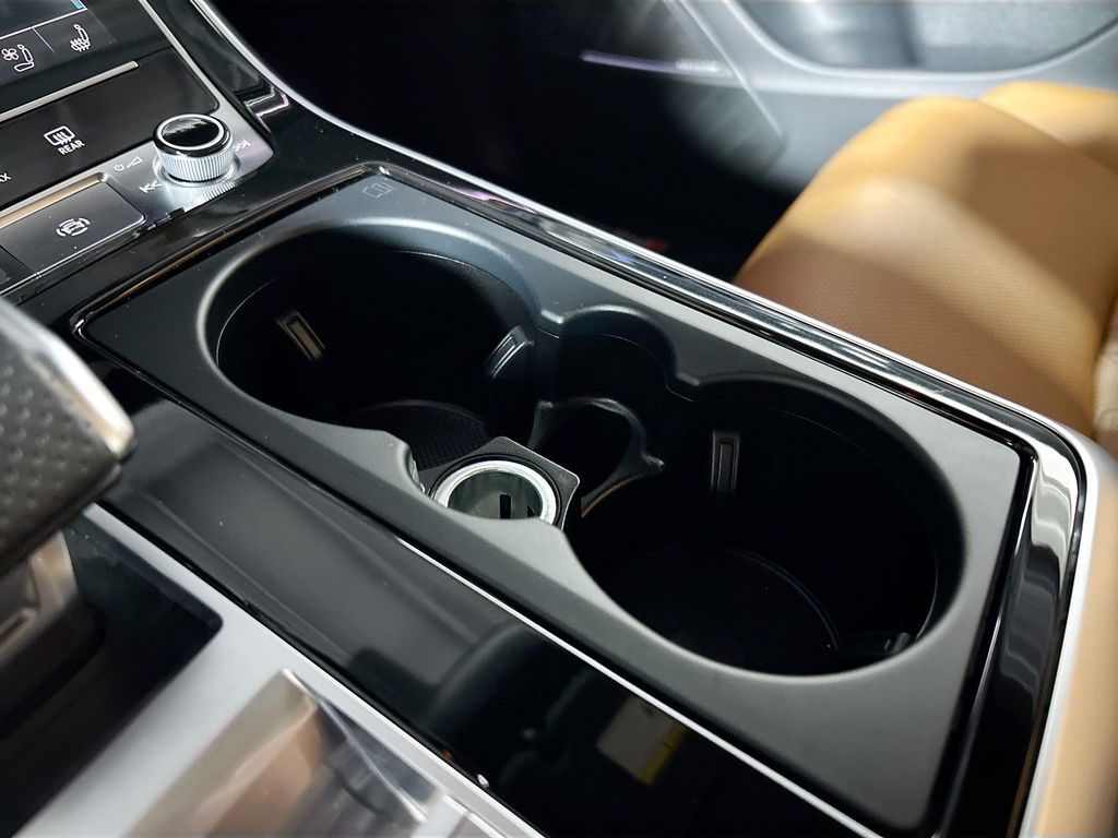 2025 Audi RS Q8 performance 4.0T