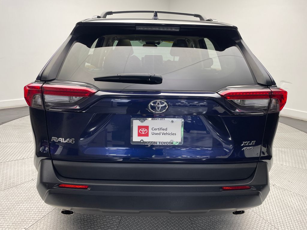 2024 Toyota RAV4 XLE Premium 6