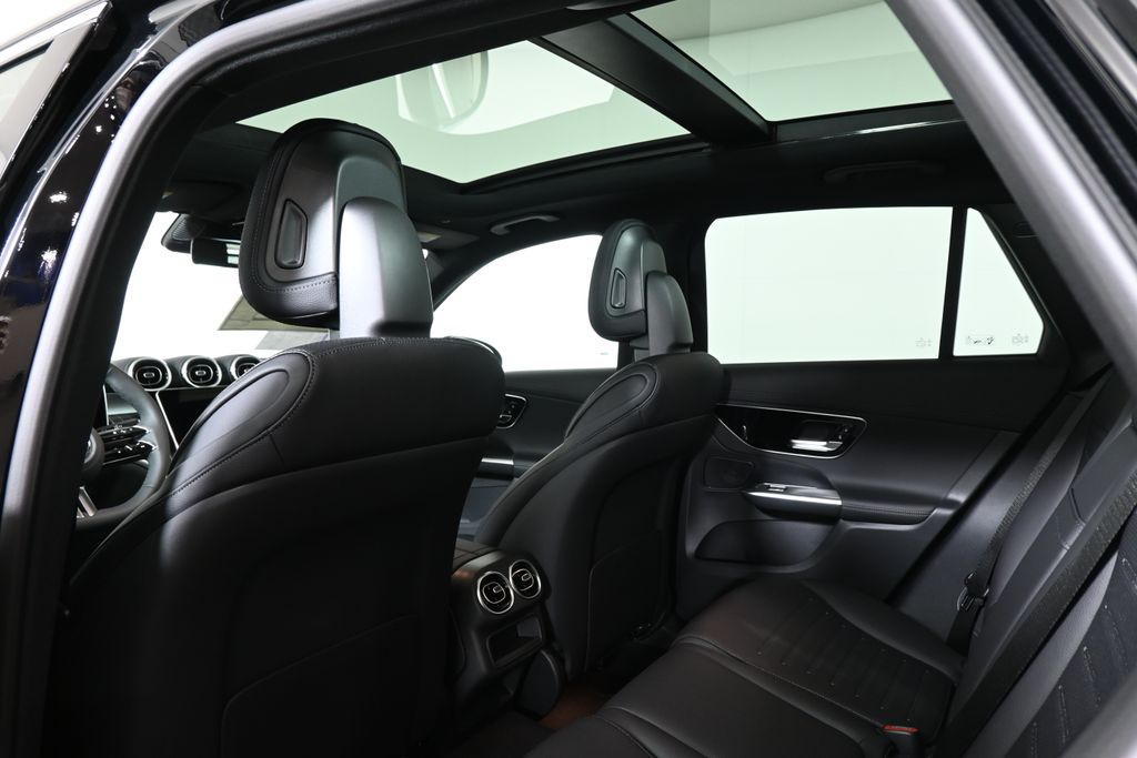 Thumbnail: 2026 Mercedes-Benz GLC - 24