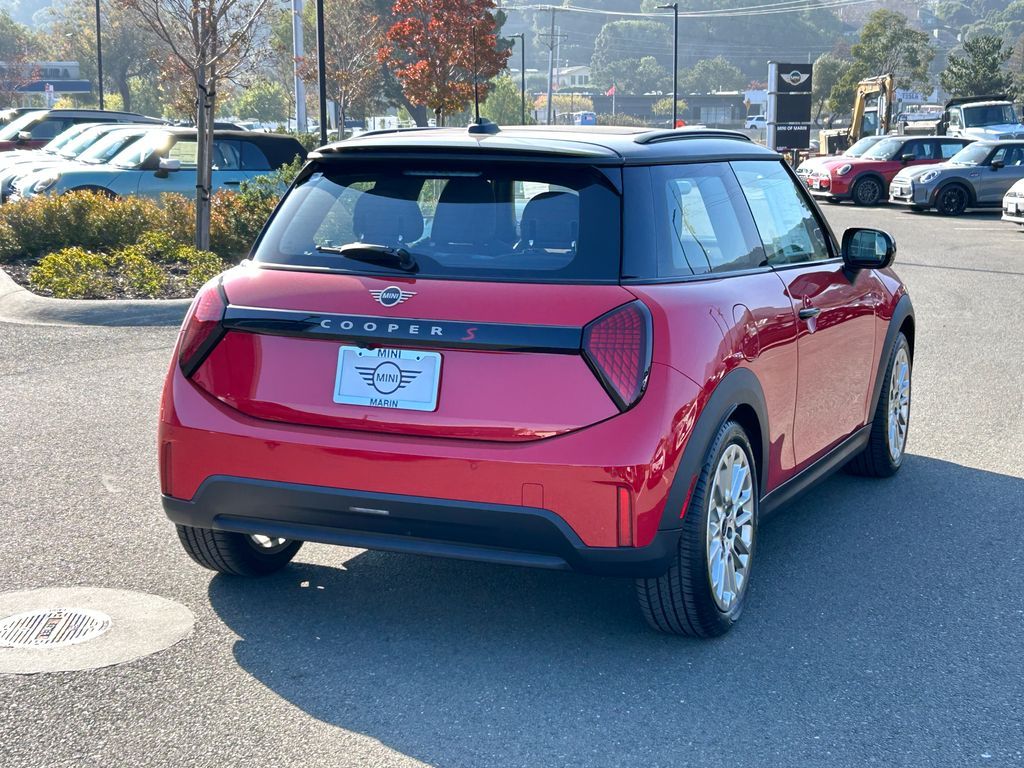 Thumbnail: 2026 MINI Cooper - 5
