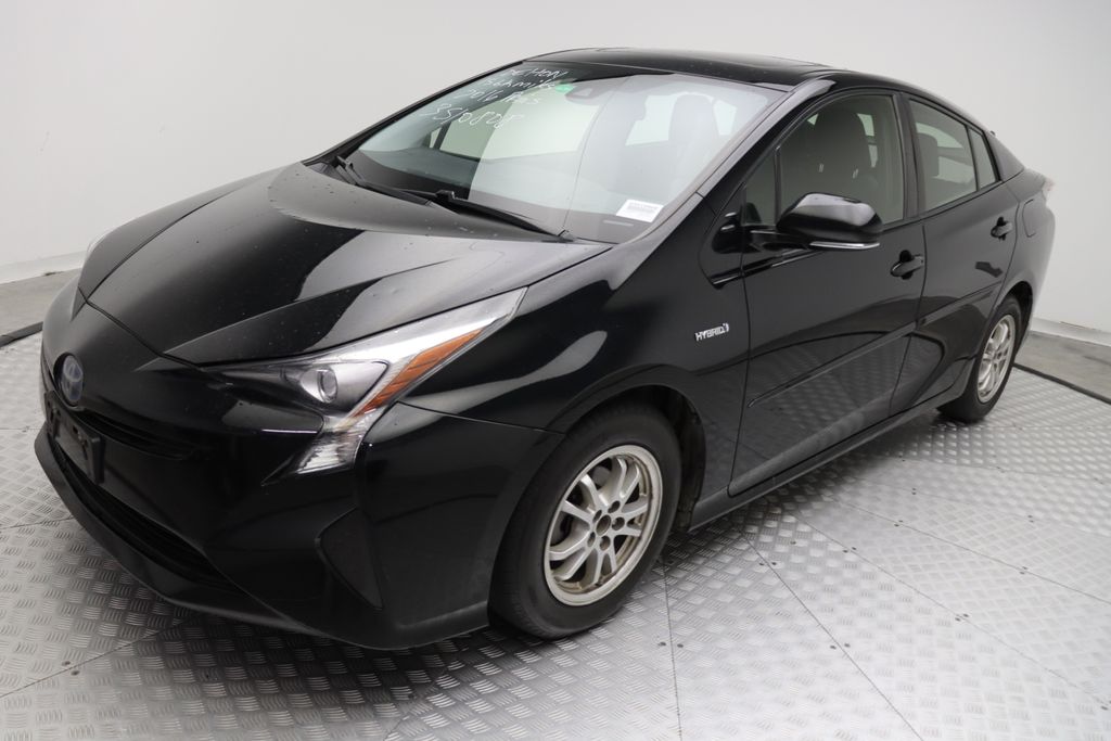 2016 Toyota Prius Three 2