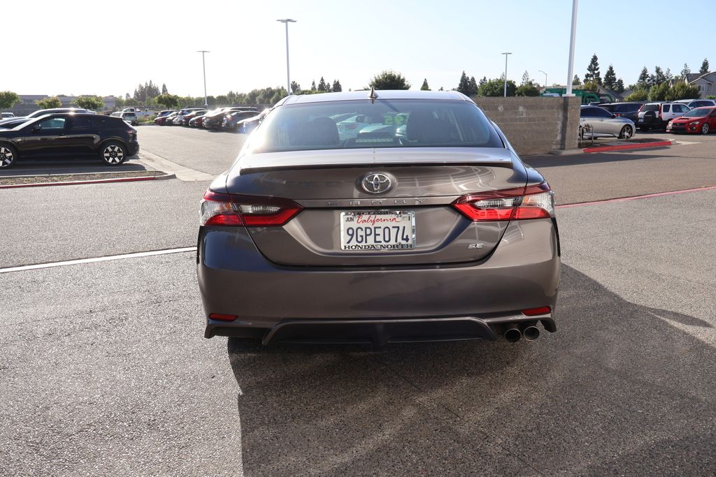2023 Toyota Camry SE 6