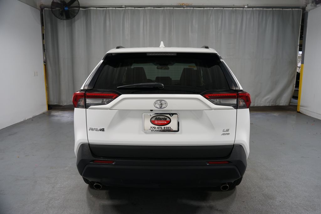 2019 Toyota RAV4 LE 5