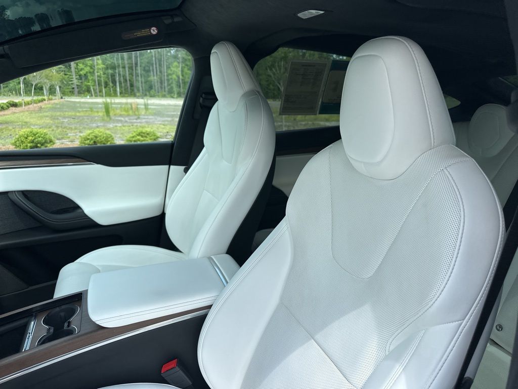 2022 Solid Black Tesla Model X Base AWD SUV