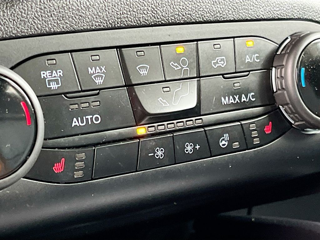 Used 2023 Green Ford Outer Banks image 21