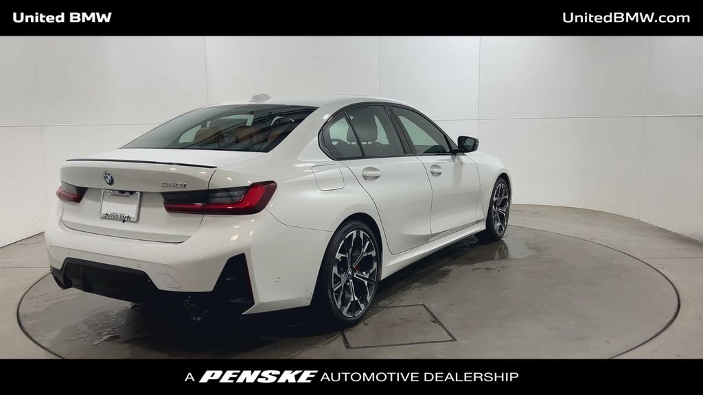 2025 BMW 3 Series 330i 8