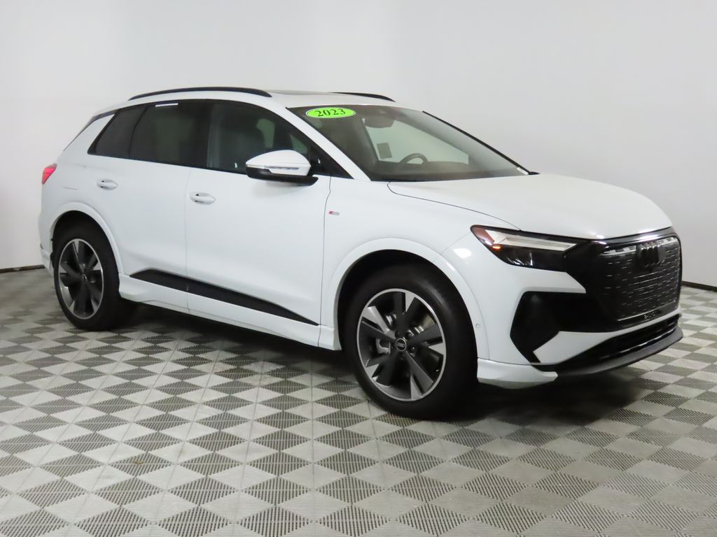 Thumbnail: 2023 Audi Q4 e-tron - 7