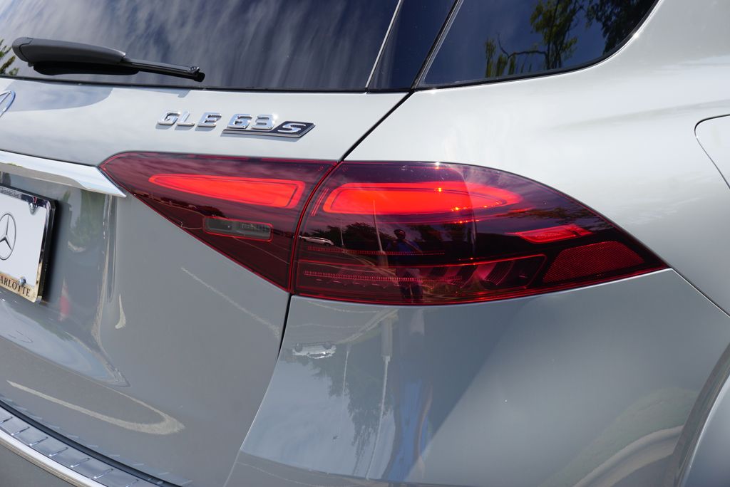 Thumbnail: 2026 Mercedes-Benz GLE - 19