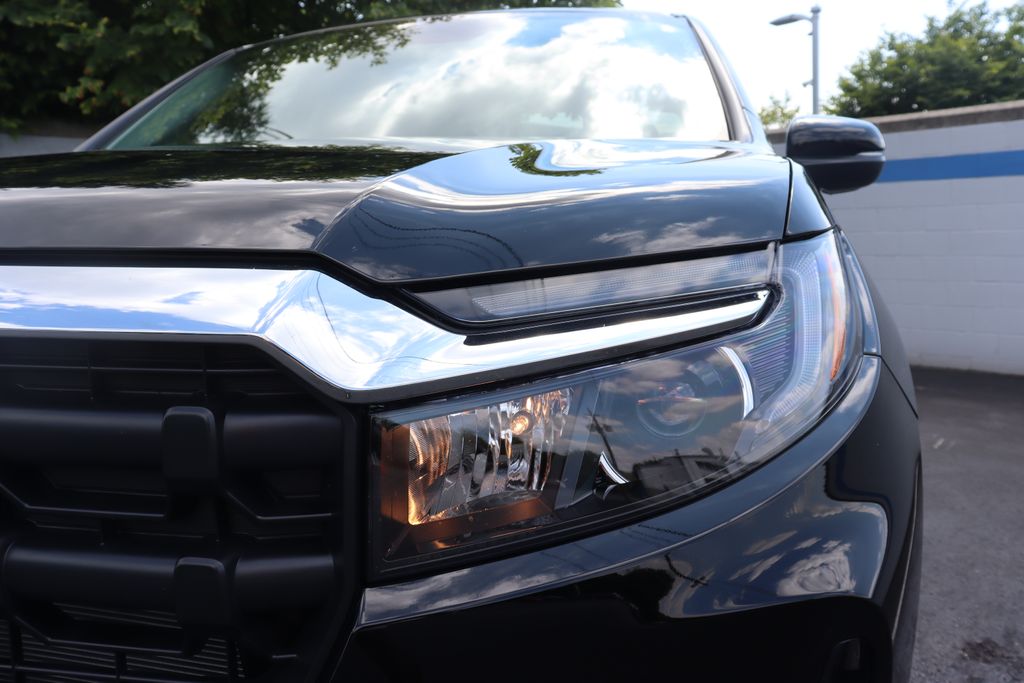 Thumbnail: 2025 Honda Ridgeline - 9