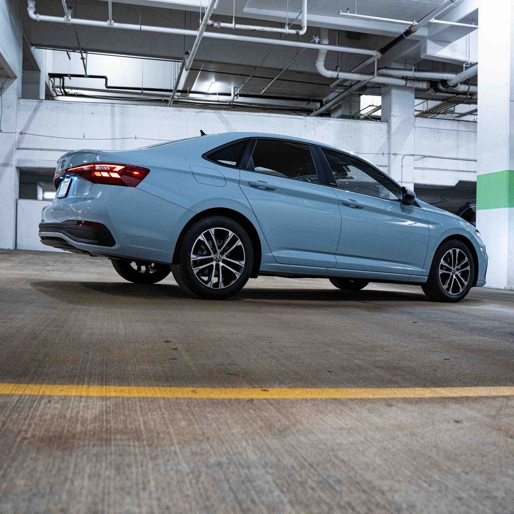2026 Volkswagen Jetta Sport - Photo 7