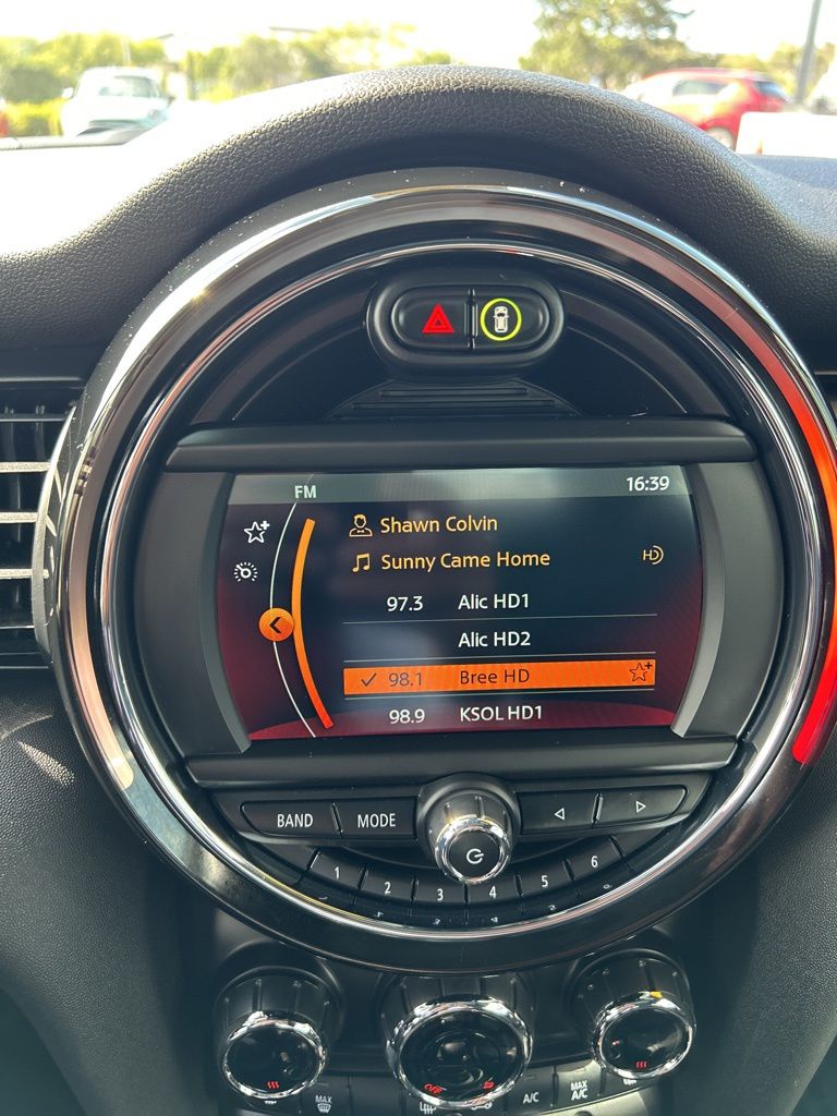 2021 MINI Cooper S 7