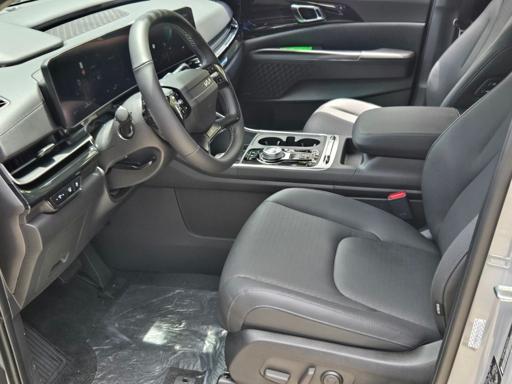 2027 Kia Carnival - $55,165