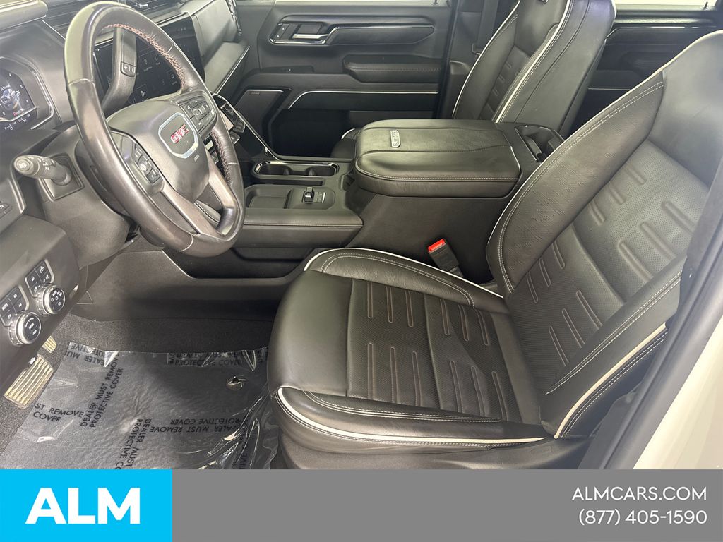 Used 2025 White GMC AT4X image 11
